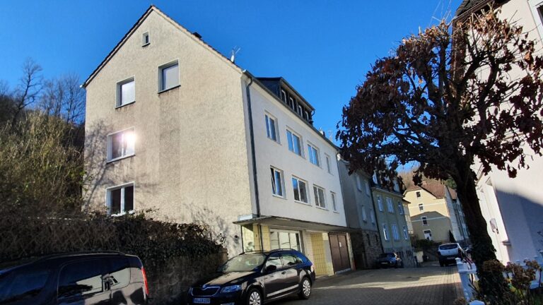Gepflegtes Mehrfamilienhaus in ruhiger, zentraler Lage von Hohenlimburg!