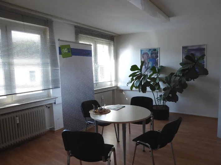 !Provisionsfrei ca. 140 m² Bürofläche im 1.OG (5 Räume) in der Fußgängerzone von Hagen zu vermieten!