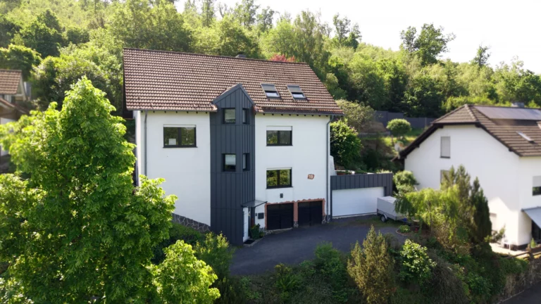 *RESERVIERT* Viel Platz für die ganze Familie – gepflegtes Zweifamilienhaus für individuelle Wohnkonzepte!