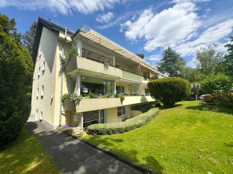 ***REDUZIERT***Gepflegte 3-Zimmer Souterrainwohnung mit zwei Terrassen in zentraler Lage von Bad Honnef!